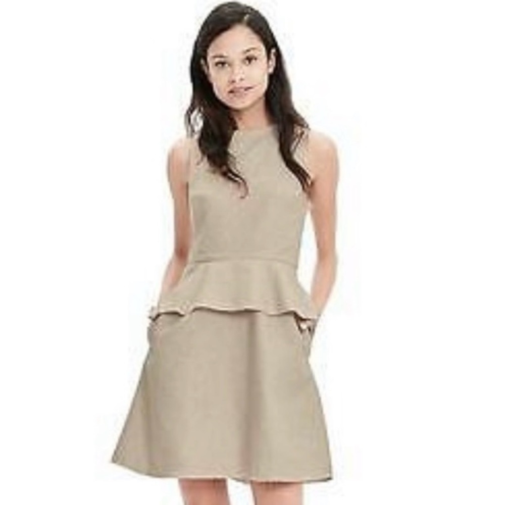 𝅺Banana Republic  Oatmeal Linen Blend Raw Hem A-Line Dress - Size 14